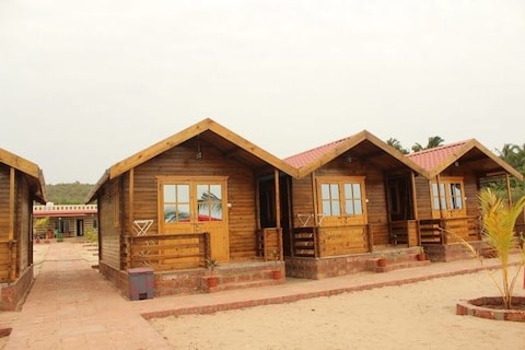 Tropical Cabanas